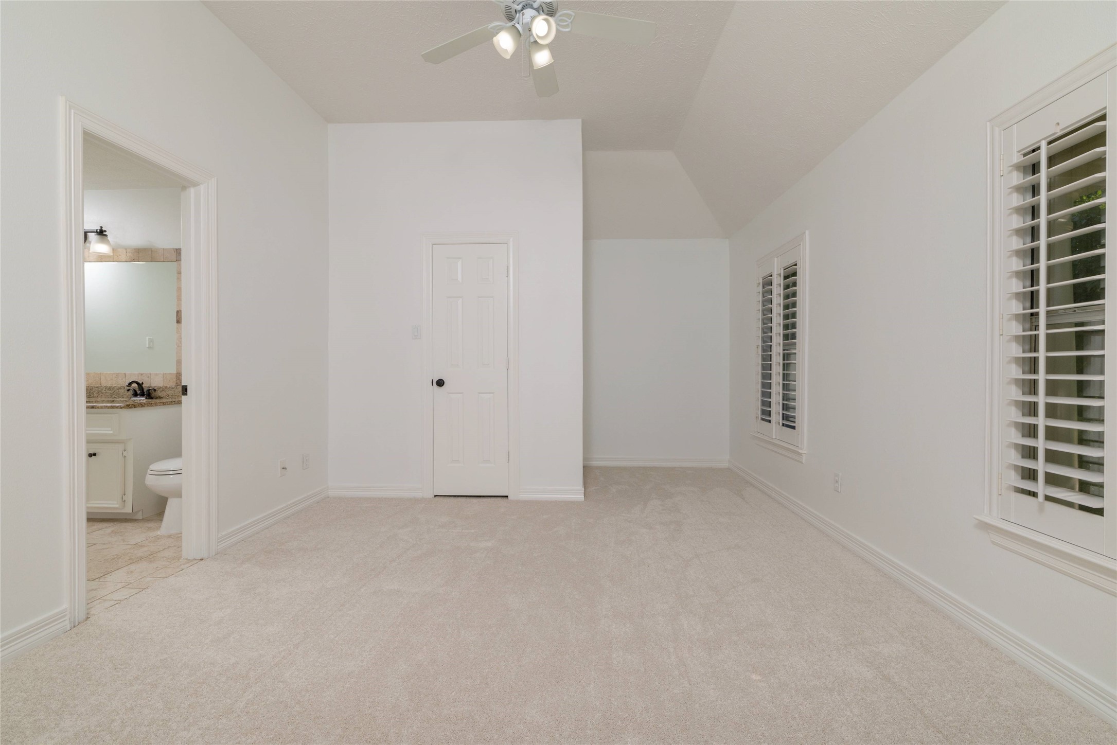 585 Oak Hill Drive Southlake TX 76092