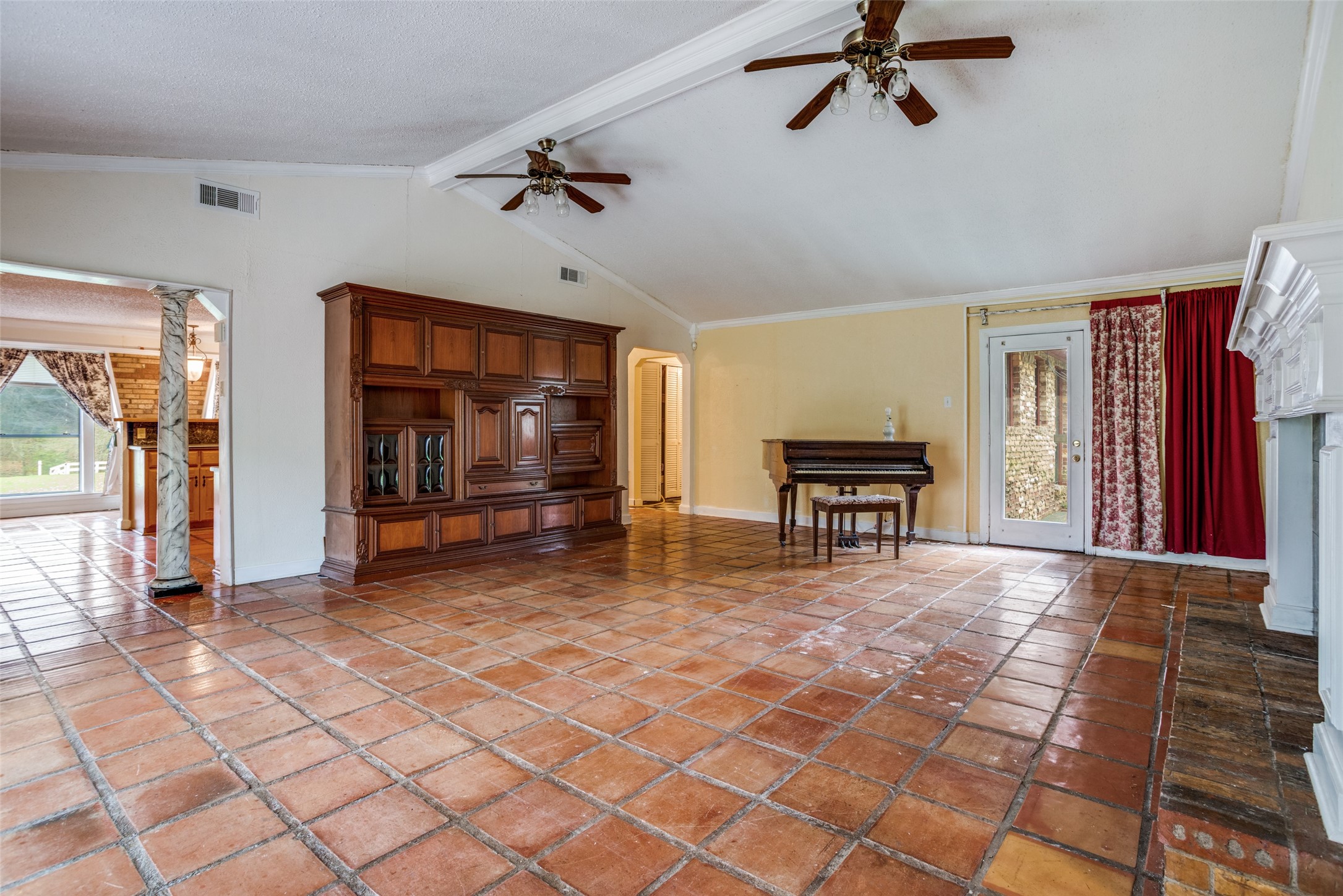 1620 Mamie Road Greenville TX 75402