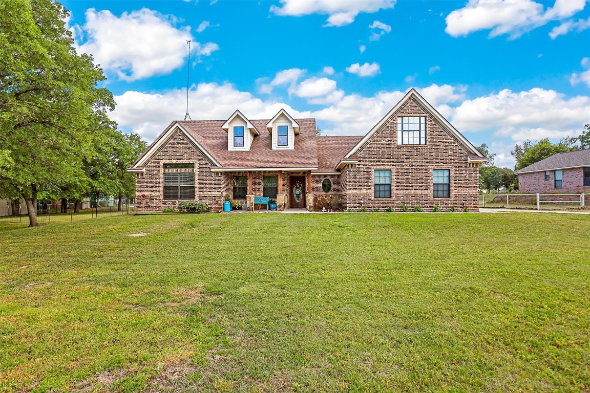 109 Plantation Oaks Court Springtown TX 76082