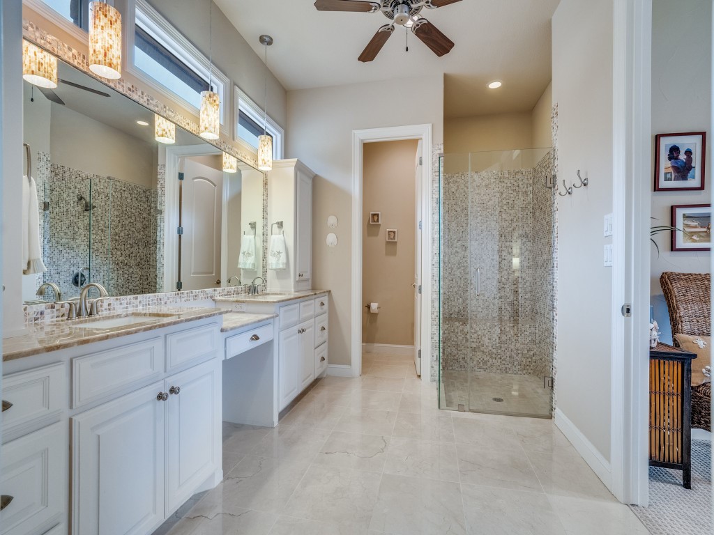 7033 W Hells Gate Drive Strawn TX 76475