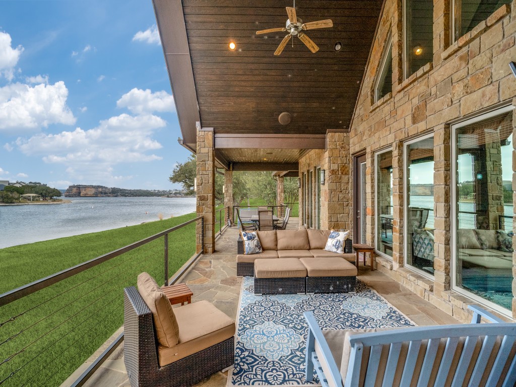 7033 W Hells Gate Drive Strawn TX 76475