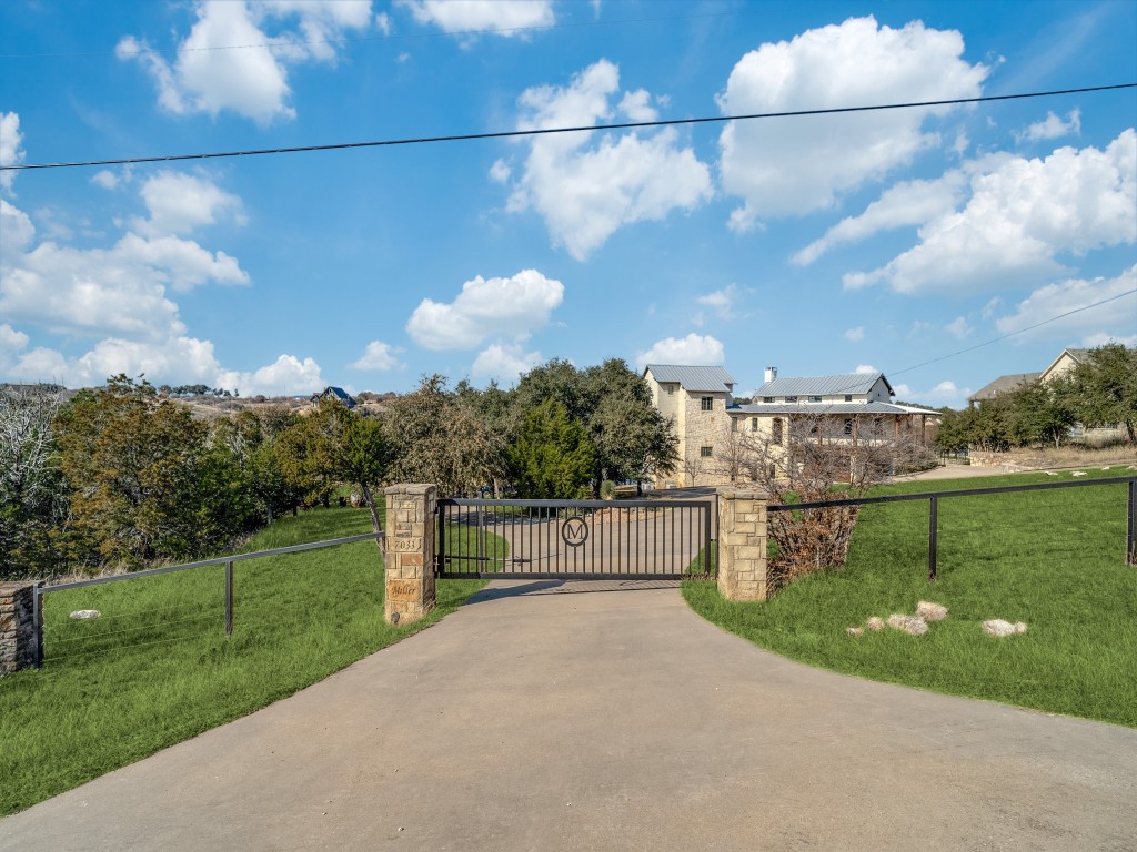 7033 W Hells Gate Drive Strawn TX 76475