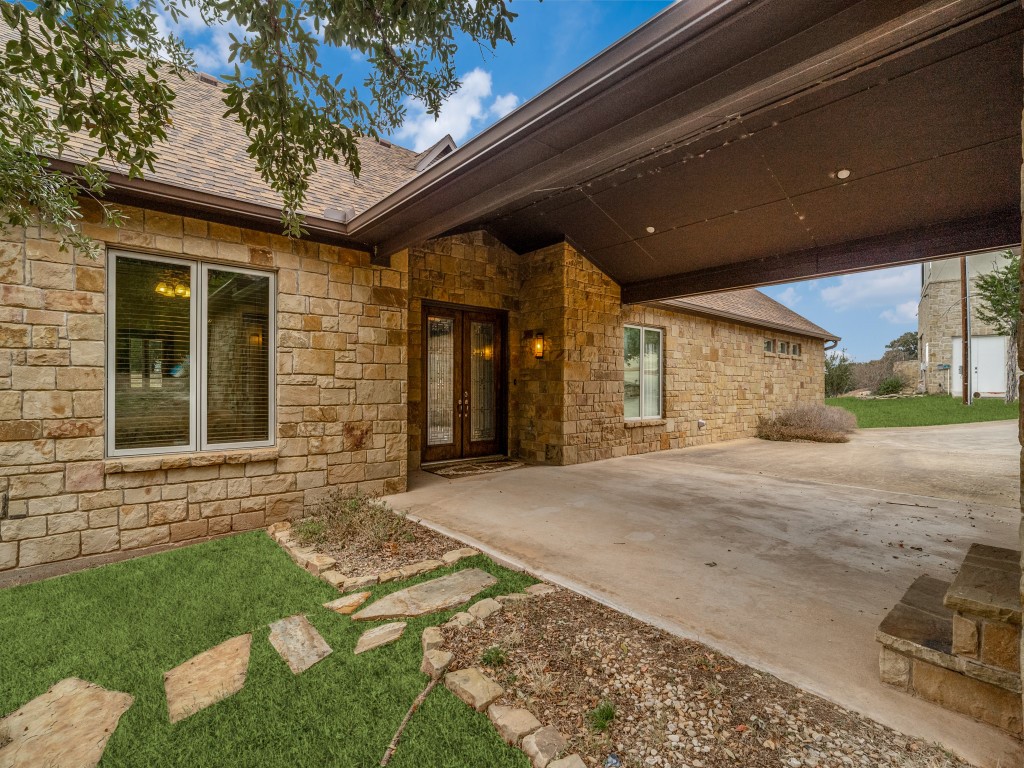 7033 W Hells Gate Drive Strawn TX 76475