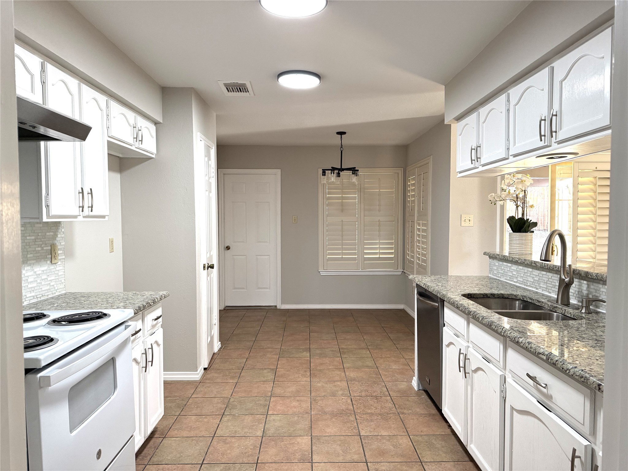 652 Harrison Drive Coppell TX 75019