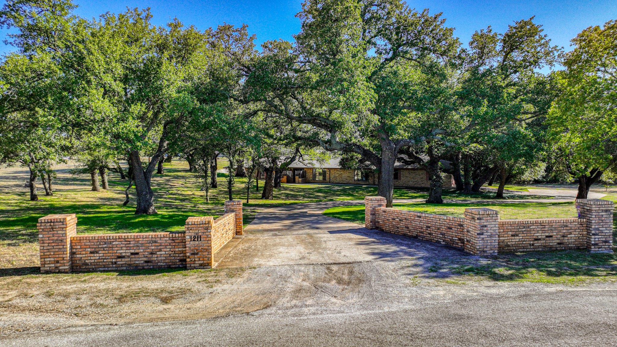 1211 Newport Road Weatherford TX 76086