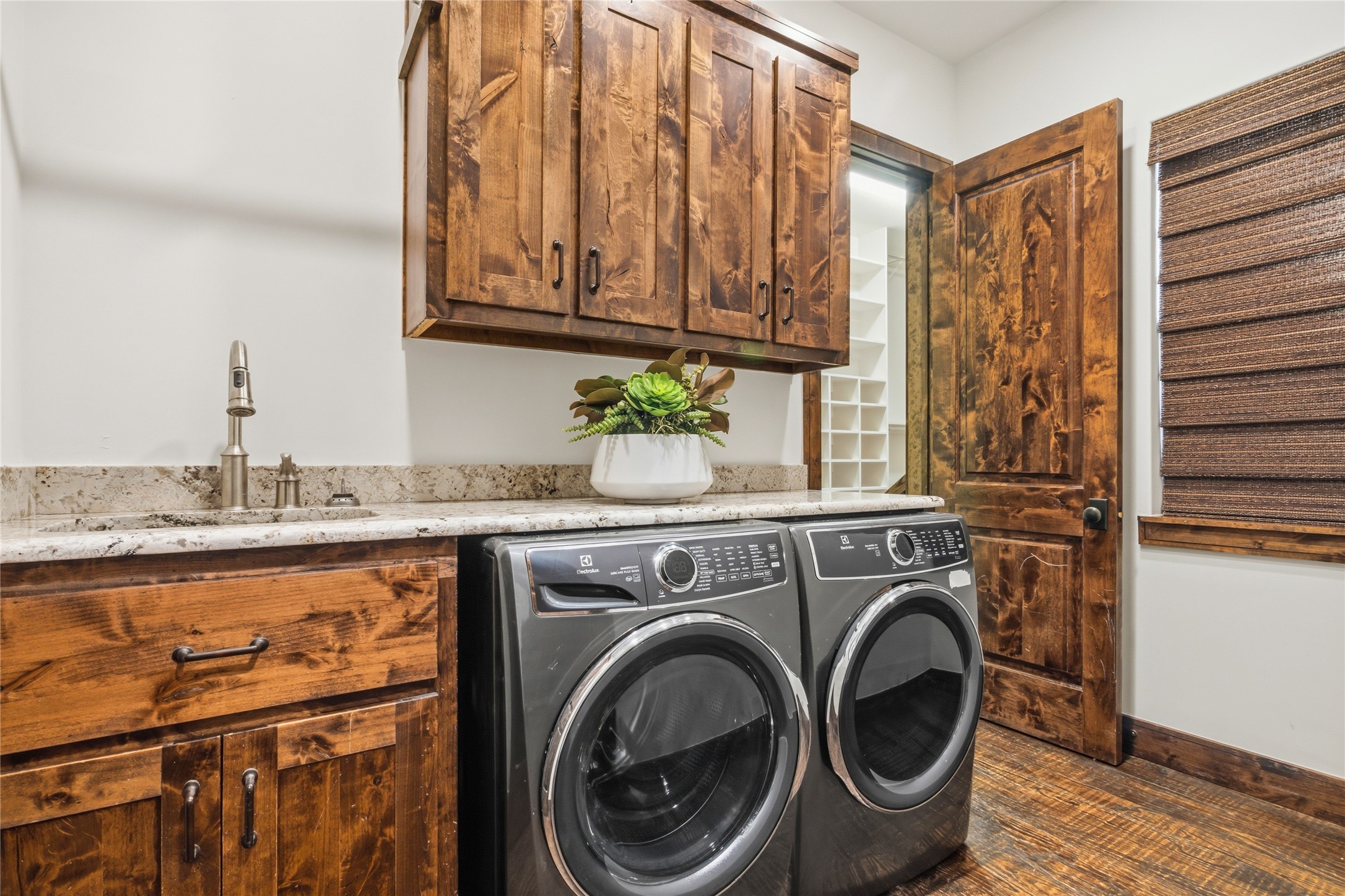 7106 La Vista Drive Dallas TX 75214