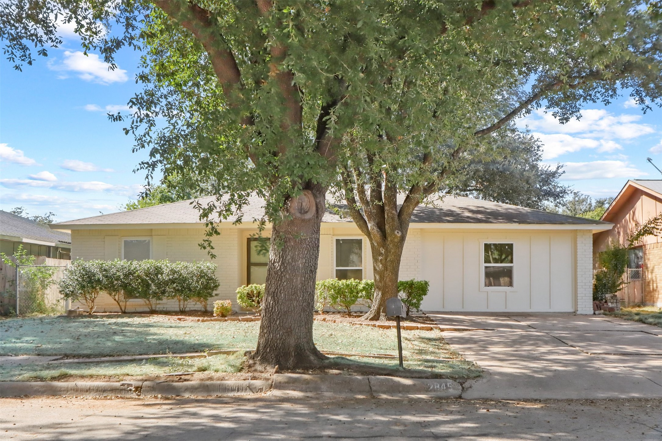 2845 Santa Monica Drive Grand Prairie TX 75052