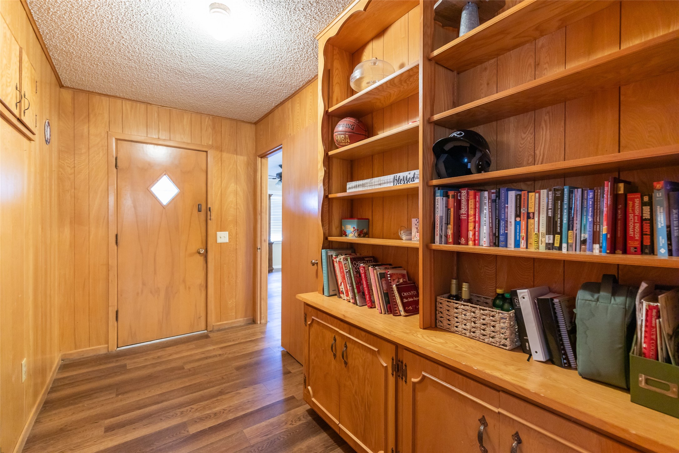 405 S Breustedt Street Weinert TX 76388