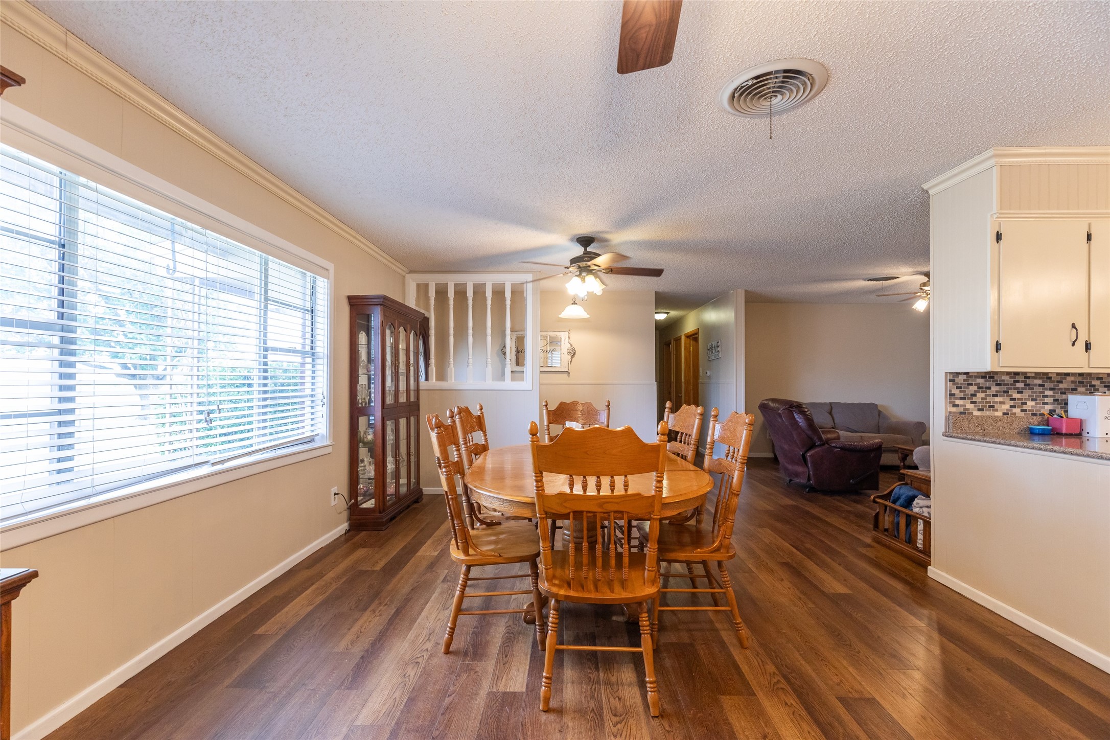 405 S Breustedt Street Weinert TX 76388