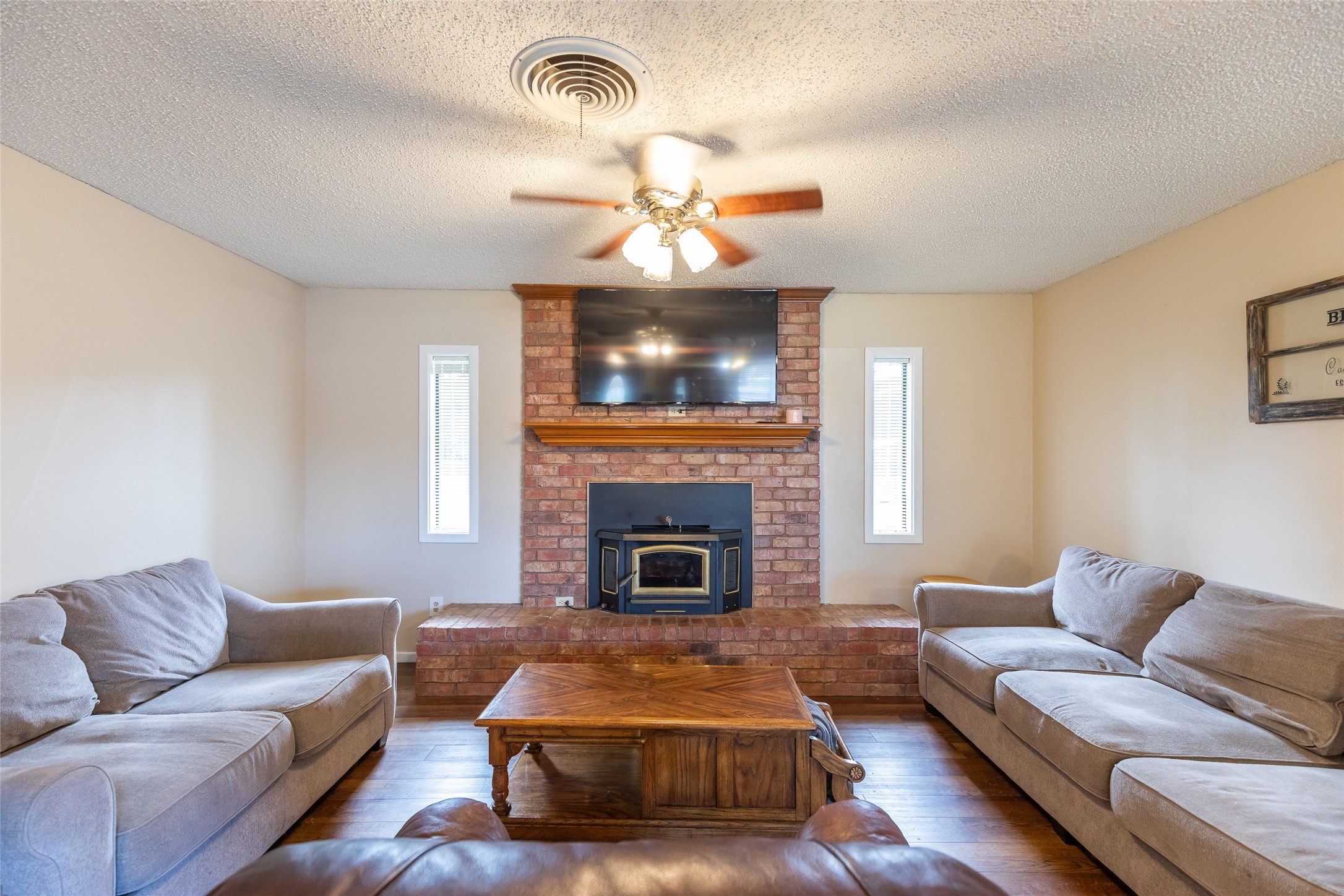 405 S Breustedt Street Weinert TX 76388