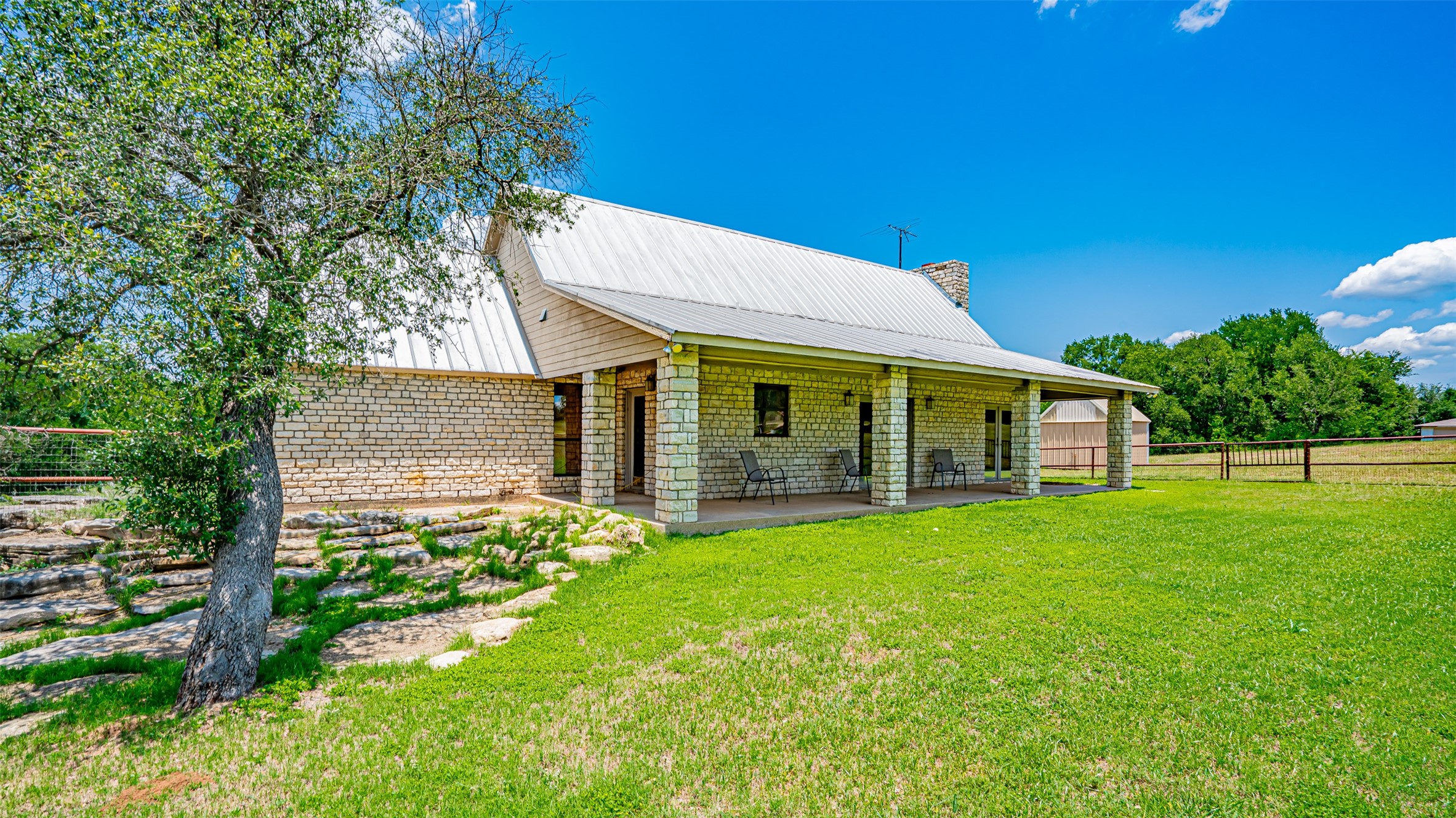 1330 County Road 306 Rainbow TX 76077