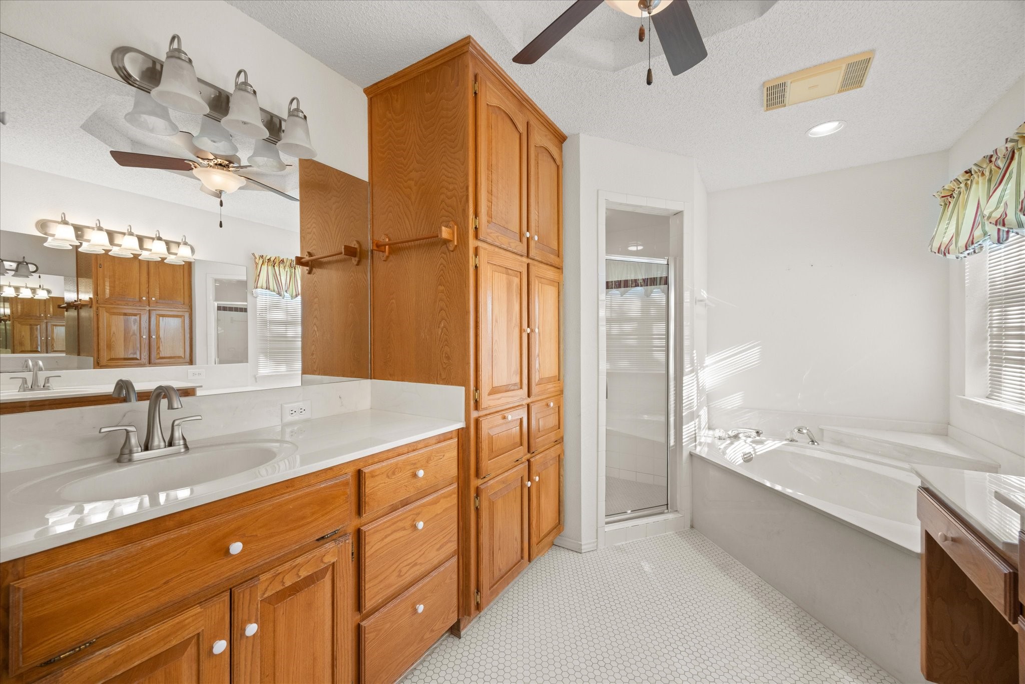 3100 Durant Court Granbury TX 76049
