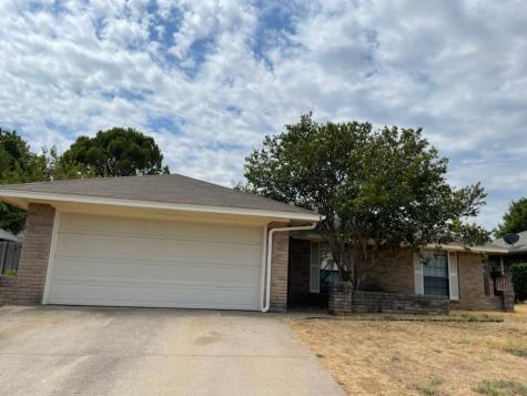 502 Bayberry Lane Euless TX 76039