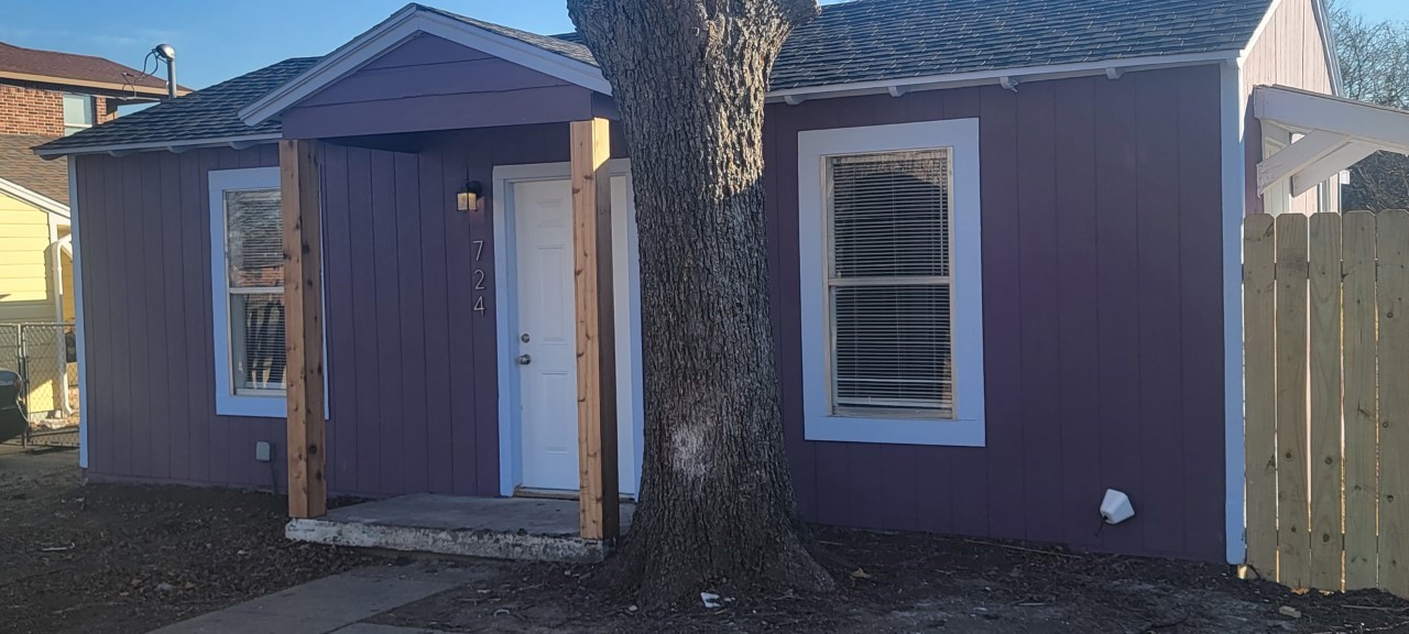 724 Balkan Drive Lancaster TX 75134