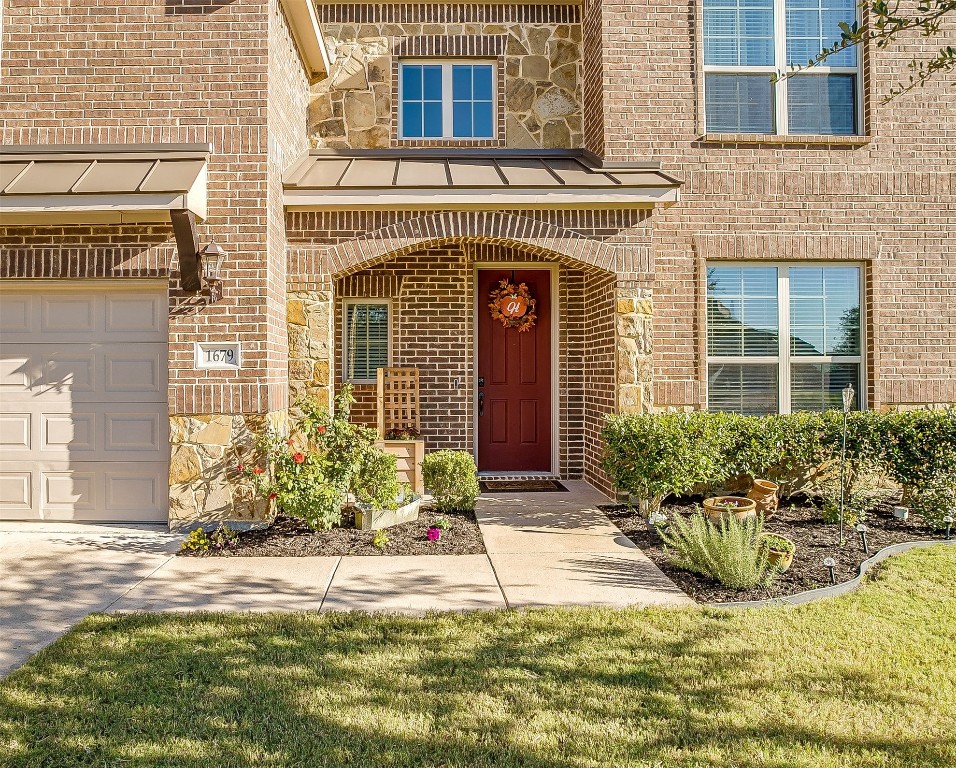 1679 Pecos Court Burleson TX 76028