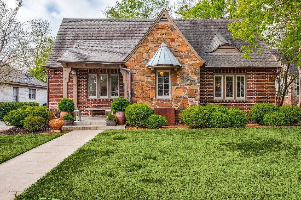 5446 Merrimac Avenue Dallas TX 75206