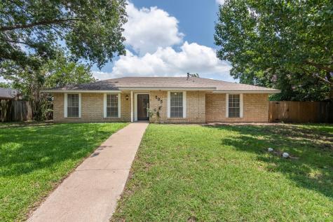 205 Iroquois Lane Waxahachie TX 75165