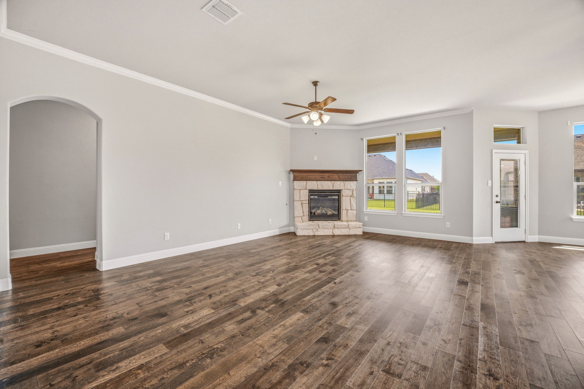 1038 Mickelson Drive Granbury TX 76048