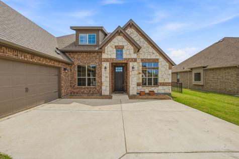 1038 Mickelson Drive Granbury TX 76048