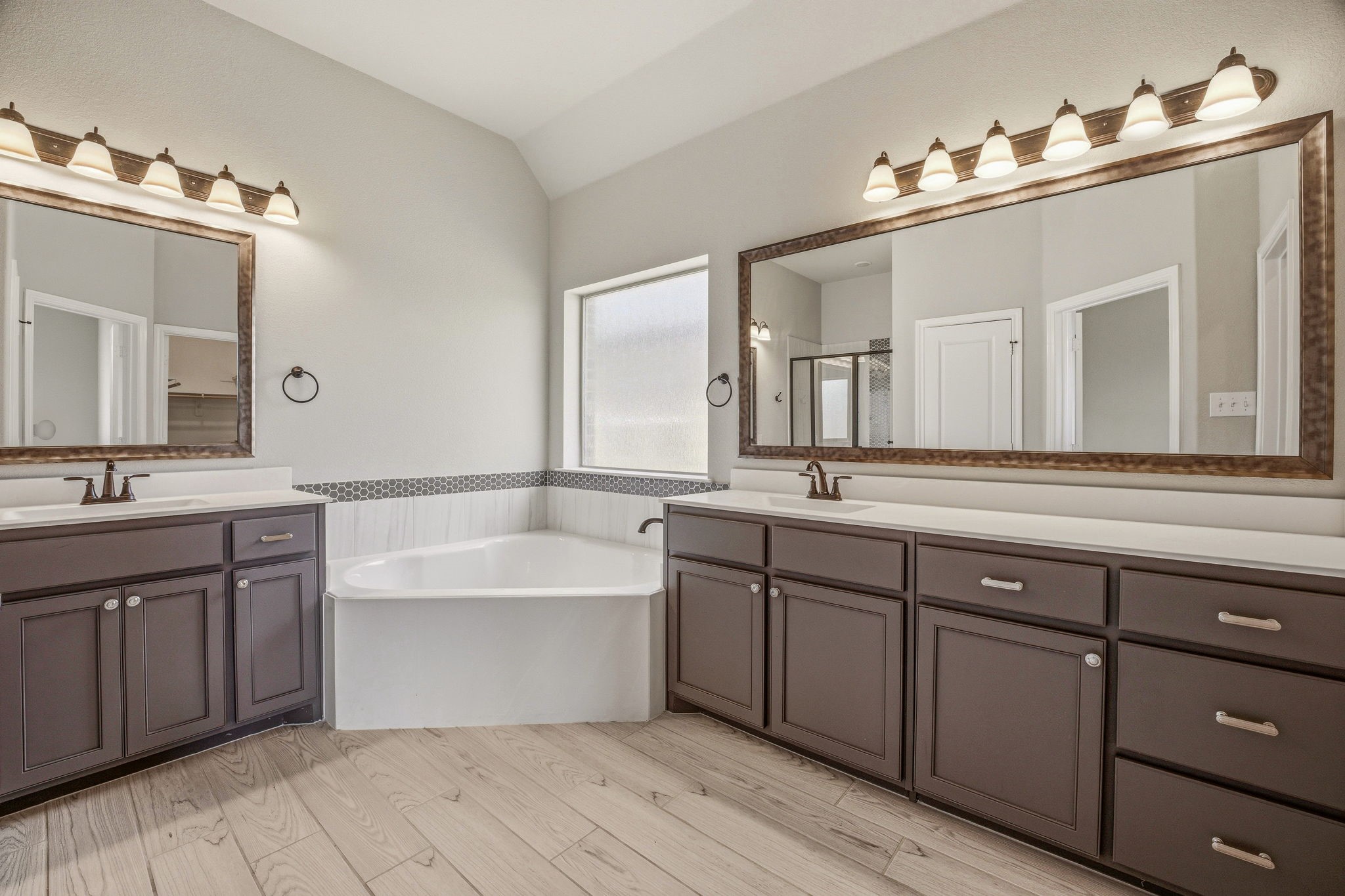 1038 Mickelson Drive Granbury TX 76048