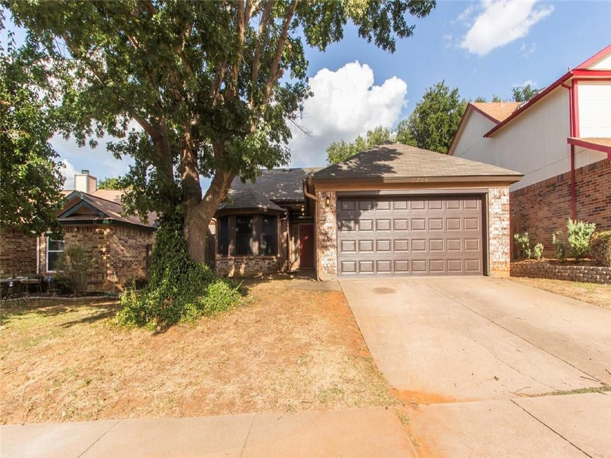 2204 Chatam Hill Street Grapevine TX 76051
