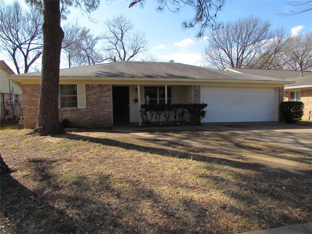 925 Patricia Street Irving TX 75060