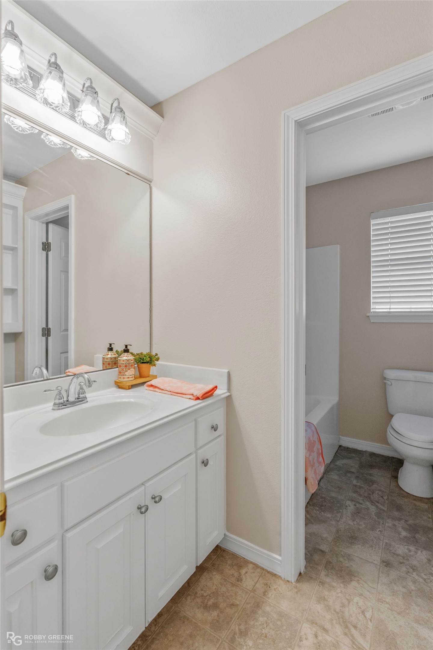 129 Wilburn Road Stonewall LA 71078