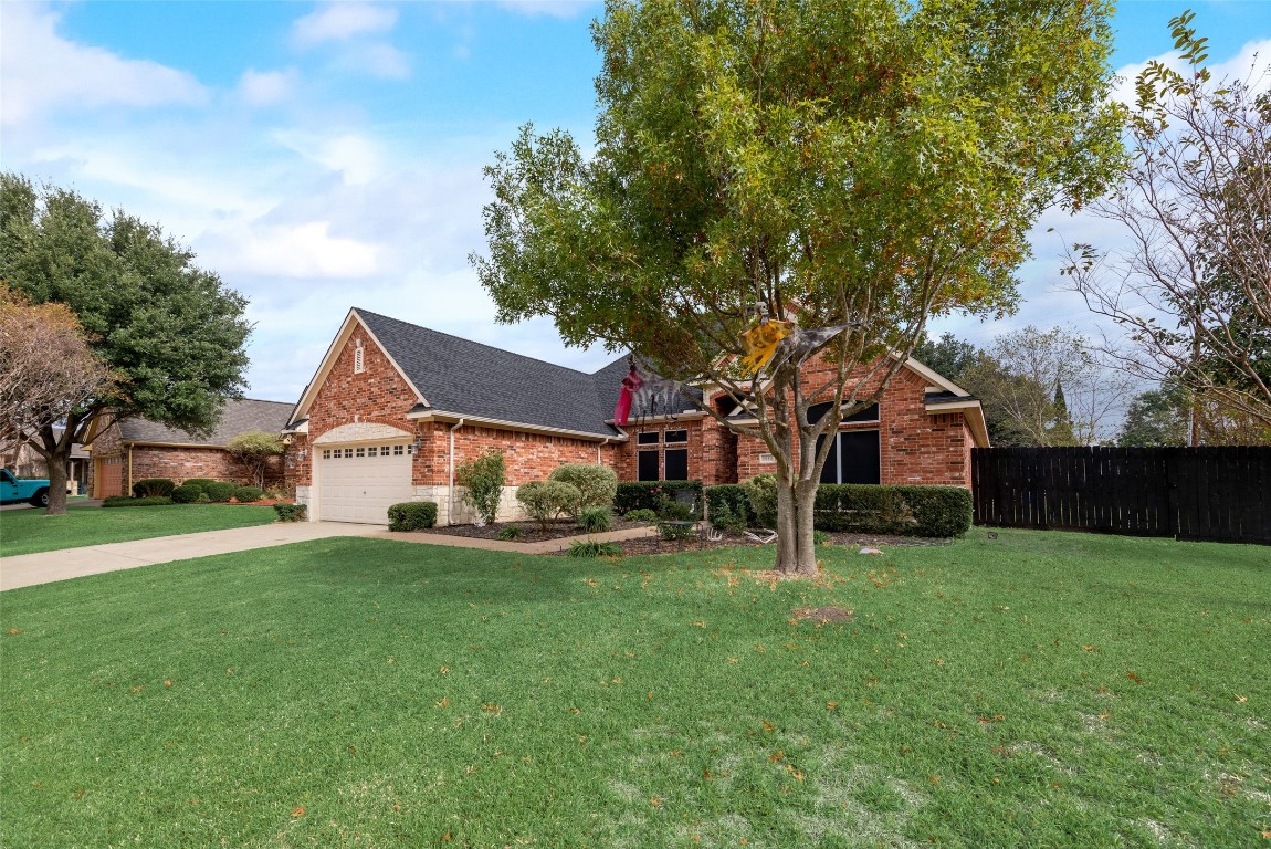 1810 Jupiter Lane Ennis TX 75119