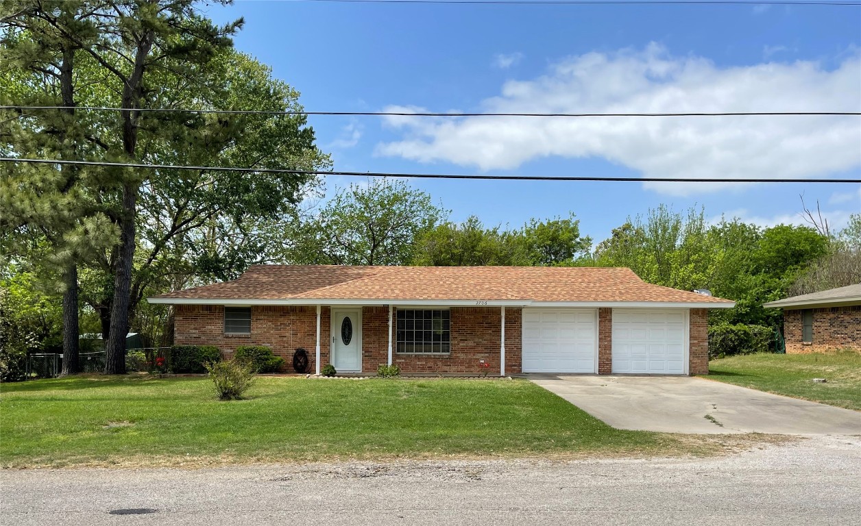 2706 S Garland Street Decatur TX 76234