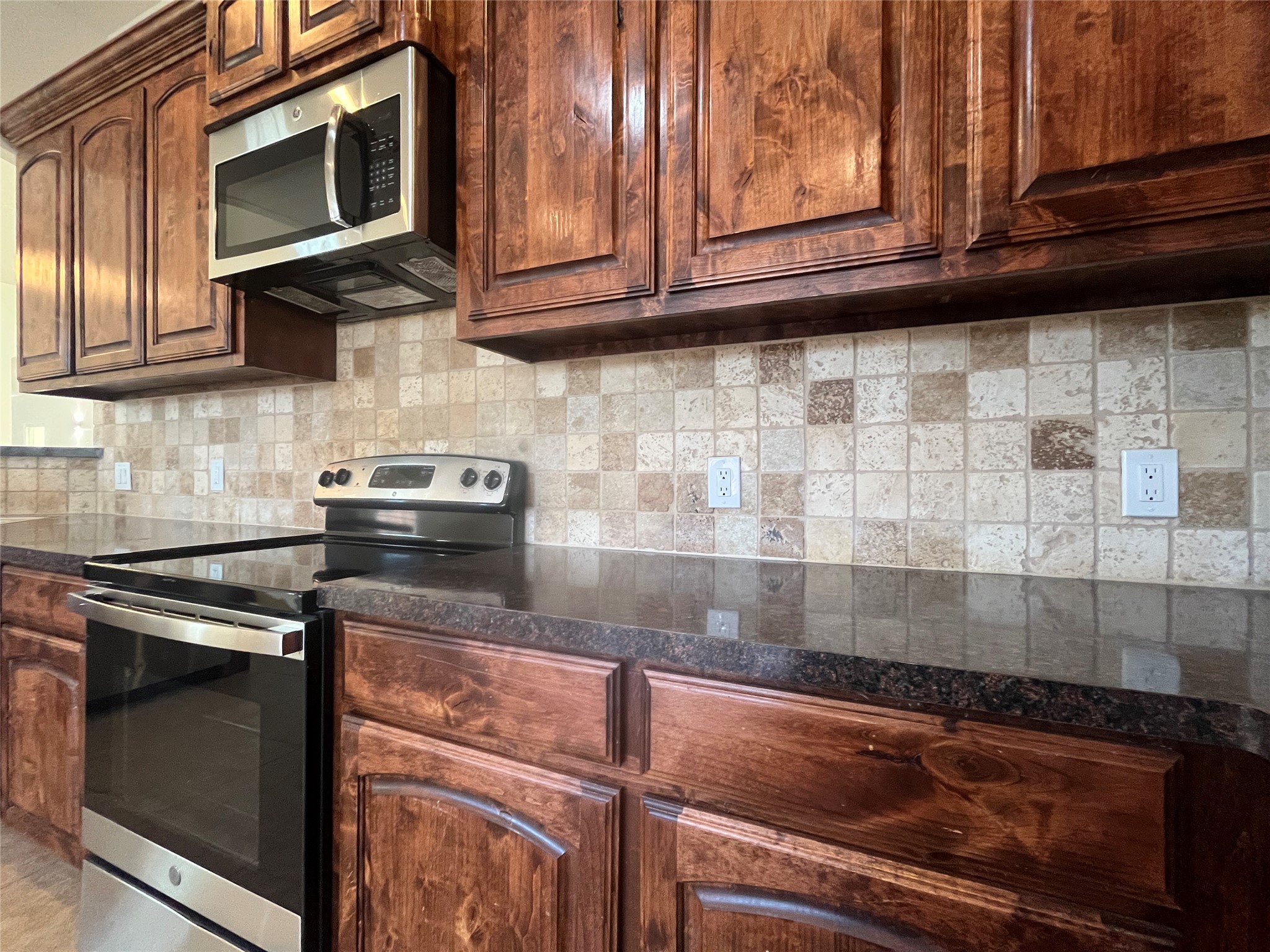 5225 S Cockrell Hill Road Dallas TX 75236