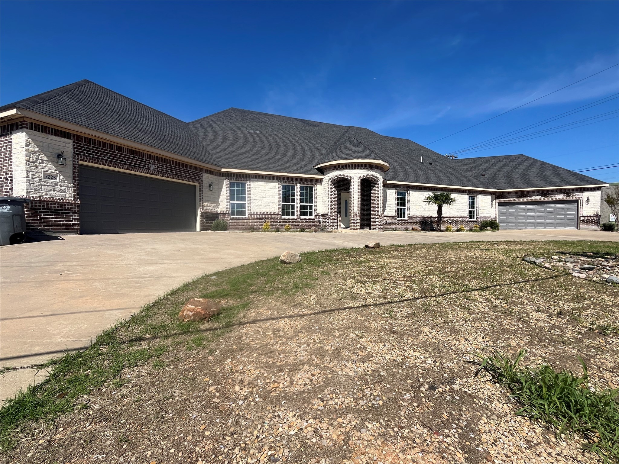 5225 S Cockrell Hill Road Dallas TX 75236