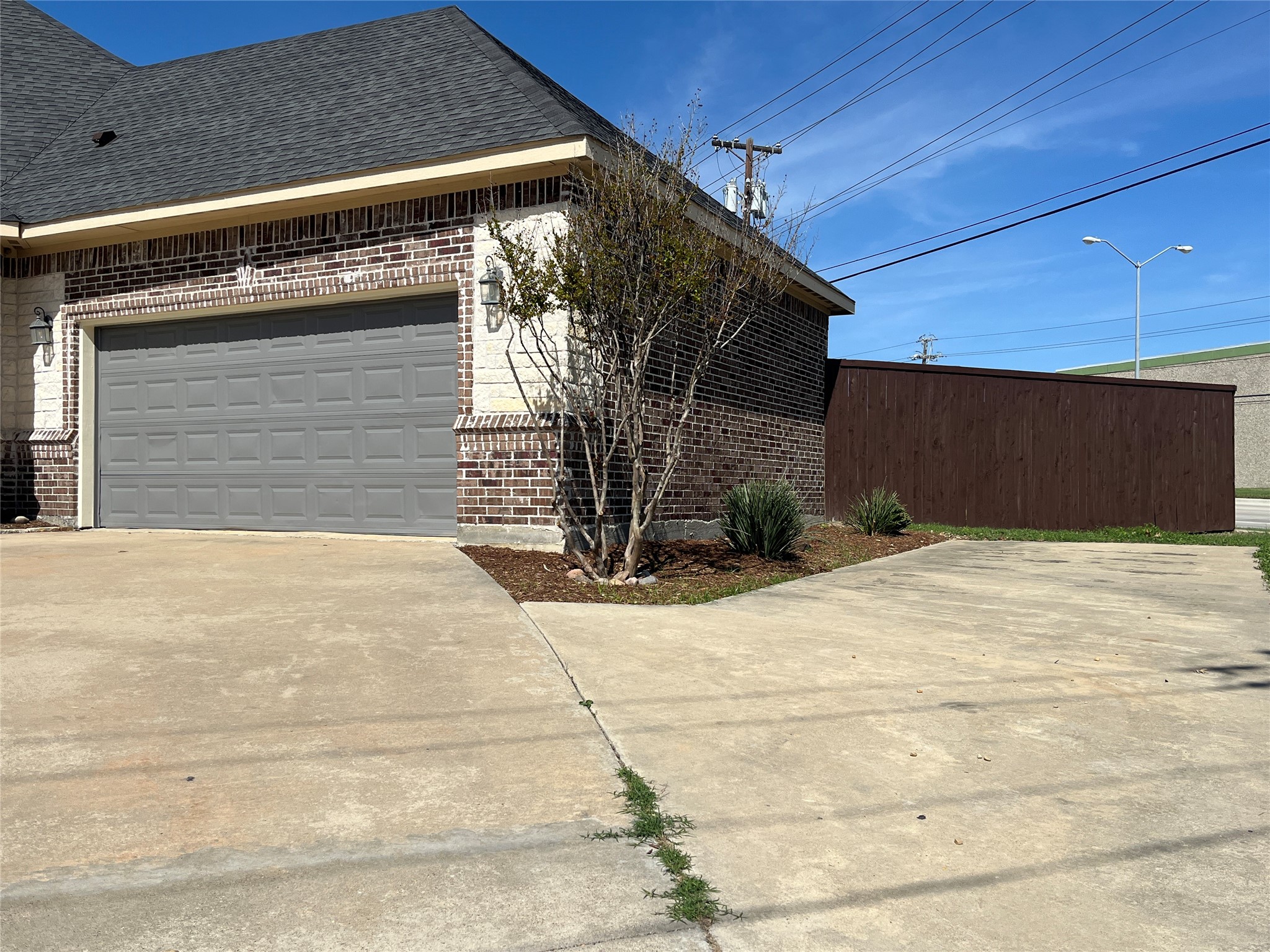 5225 S Cockrell Hill Road Dallas TX 75236
