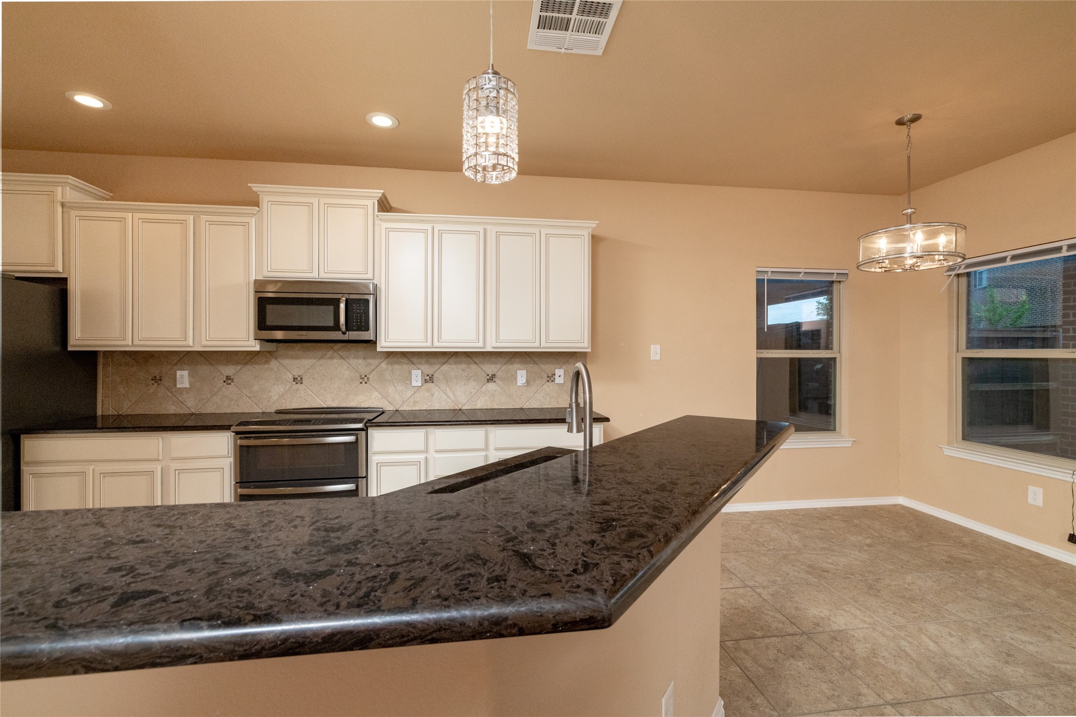 1009 Cheyenne Drive Aubrey TX 76227