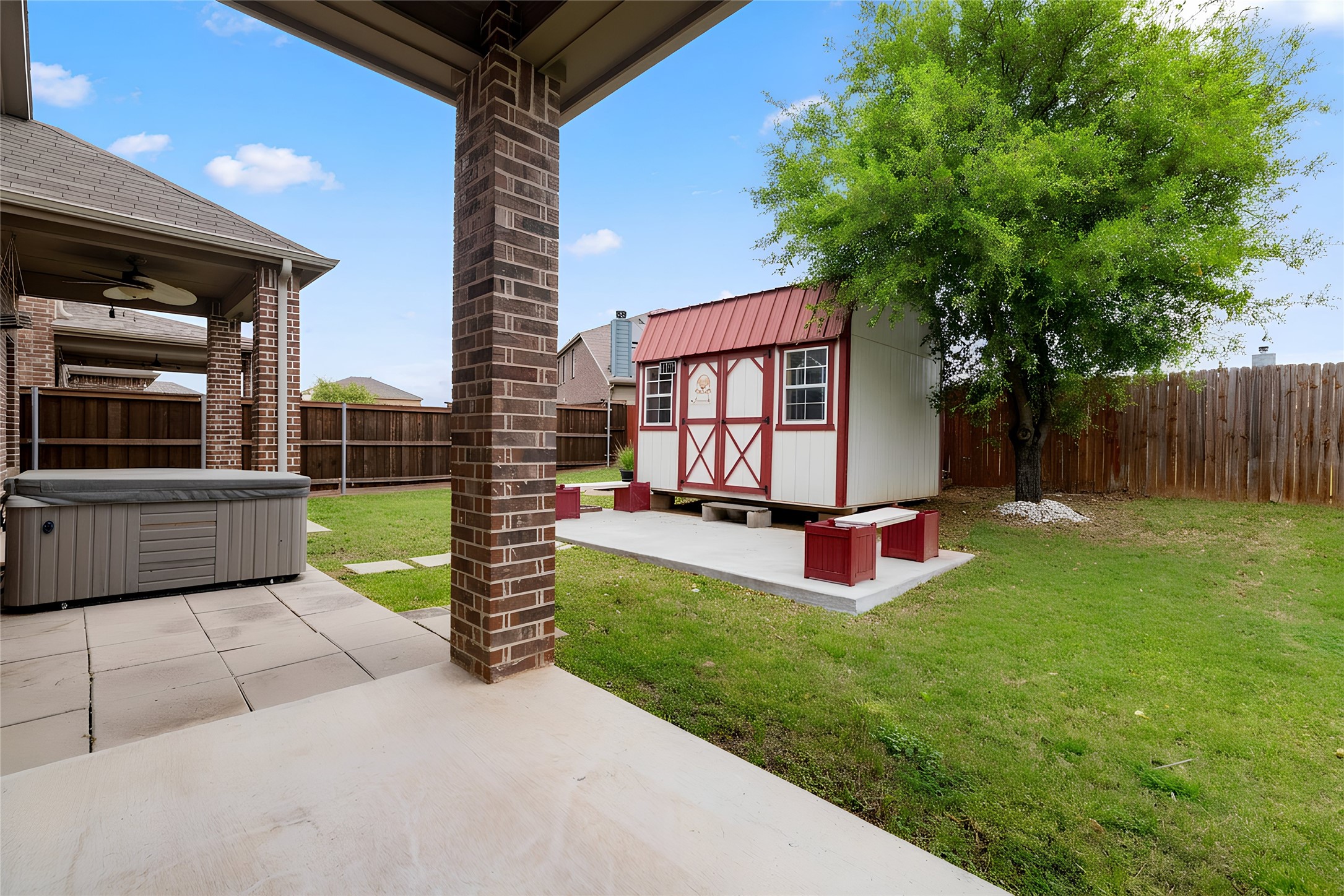 1009 Cheyenne Drive Aubrey TX 76227
