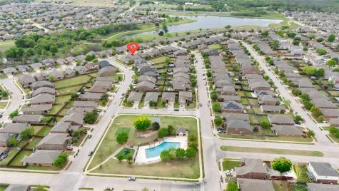 1009 Cheyenne Drive Aubrey TX 76227