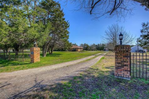 4311 County Road 2234 Greenville TX 75402