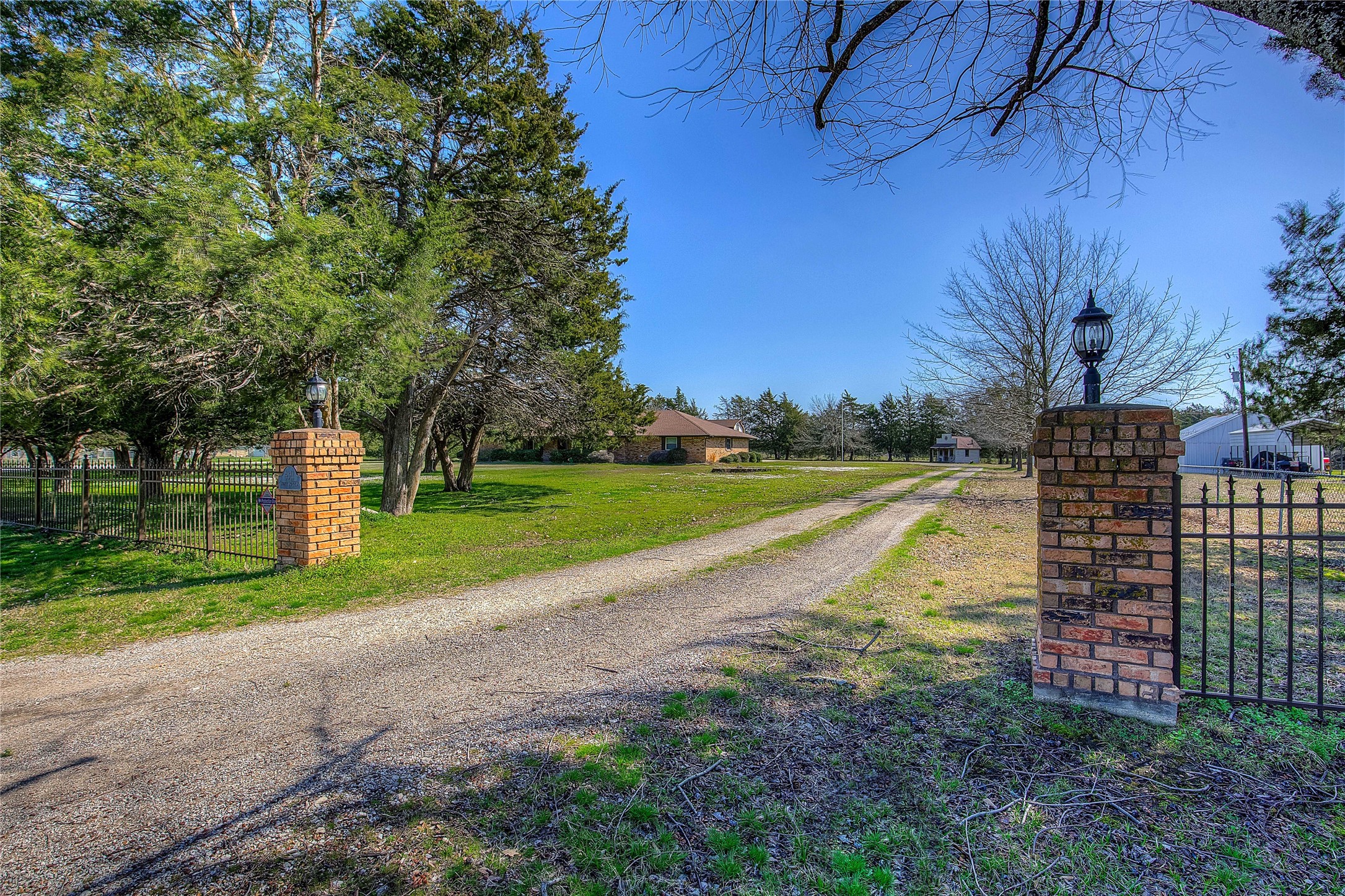 4311 County Road 2234 Greenville TX 75402