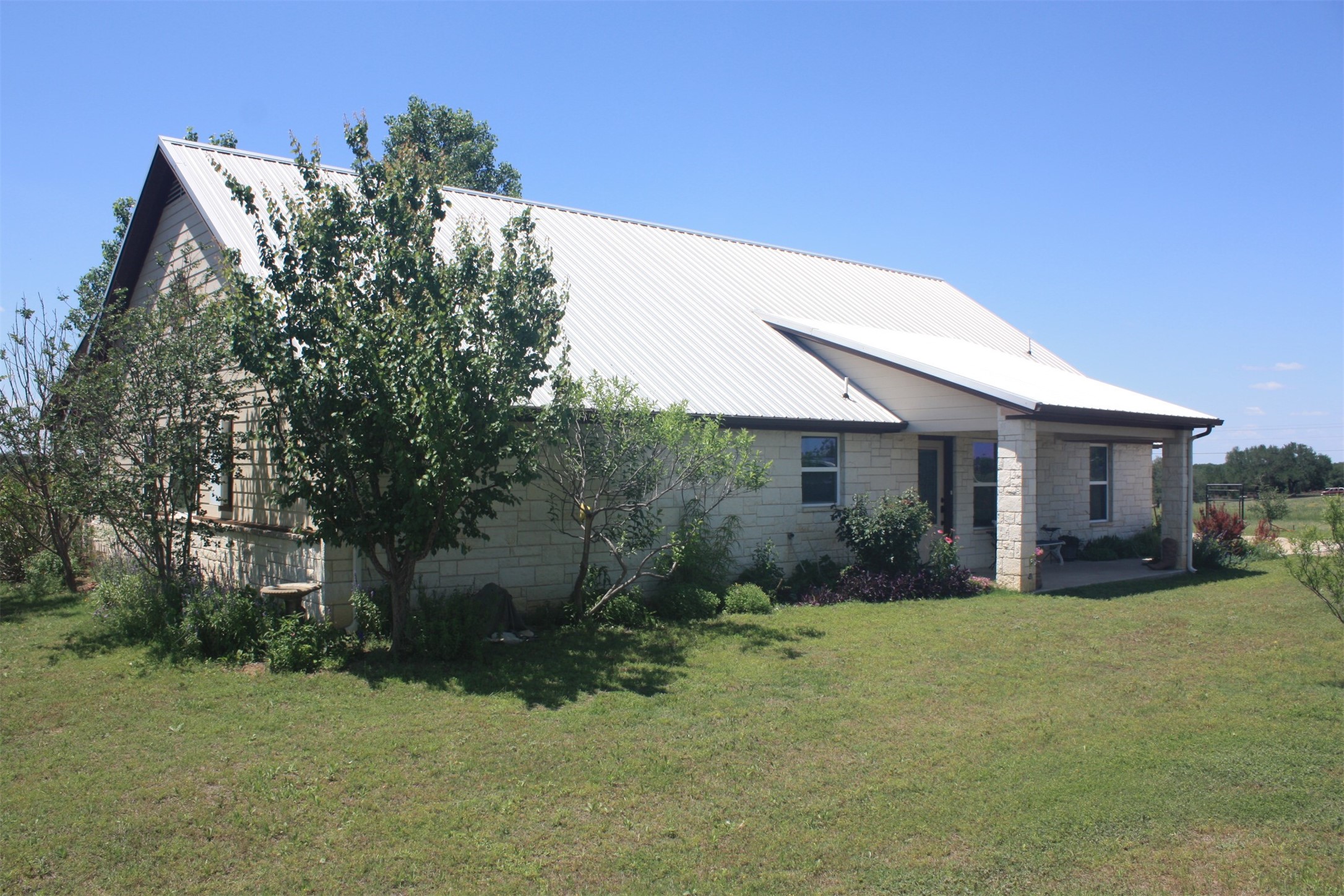 1085 County Road 407 Glen Rose TX 76043