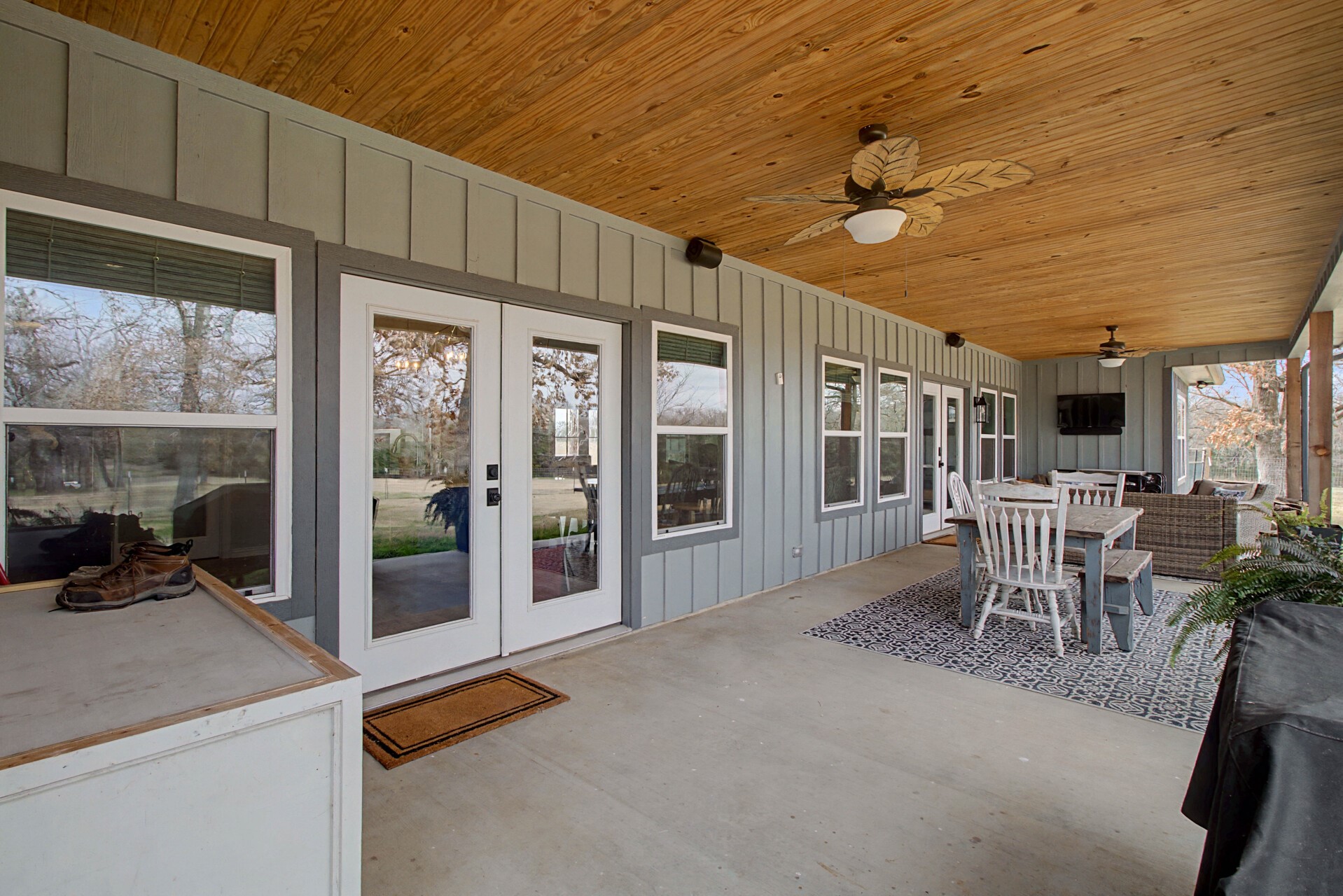 9748 County Road 1200 Athens TX 75751