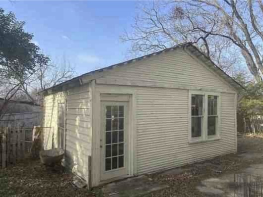 513 W Jefferson Street Waxahachie TX 75165