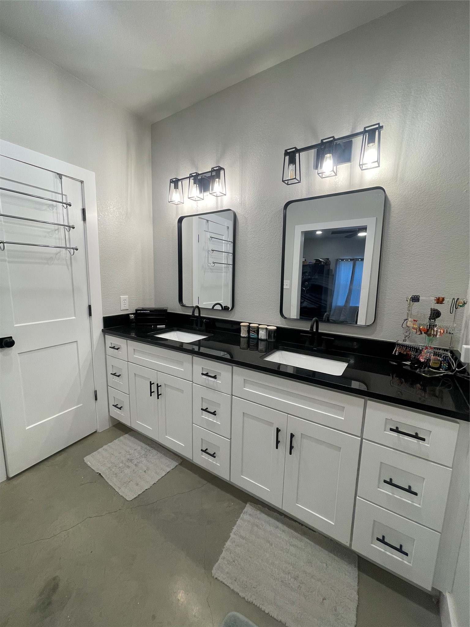 342 County Road 3851 Poolville TX 76487