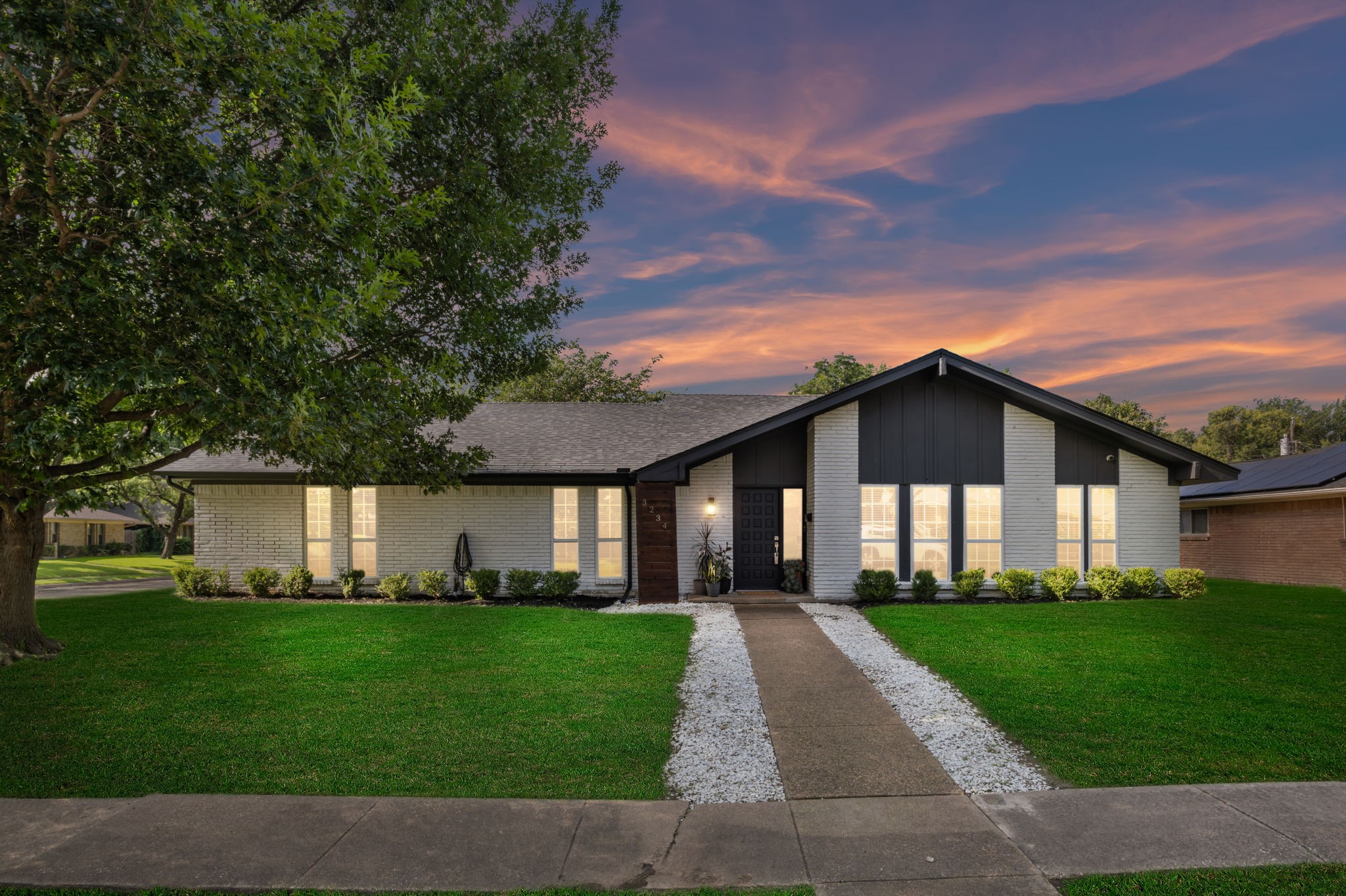 3234 Grantwood Drive Dallas TX 75229