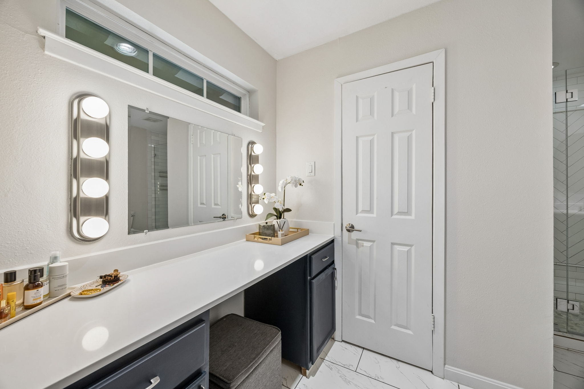 3234 Grantwood Drive Dallas TX 75229