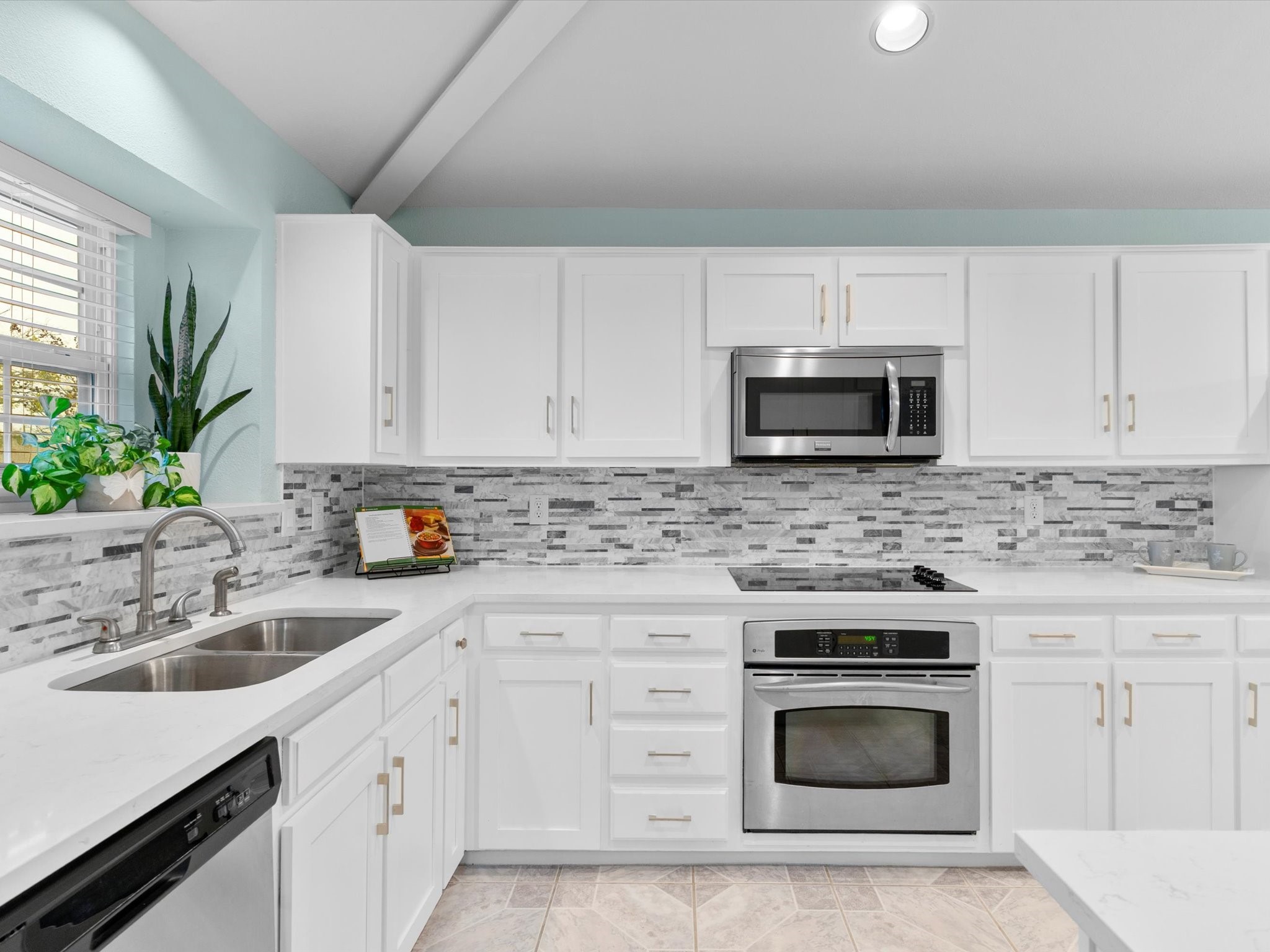 1915 Chesham Drive Carrollton TX 75007