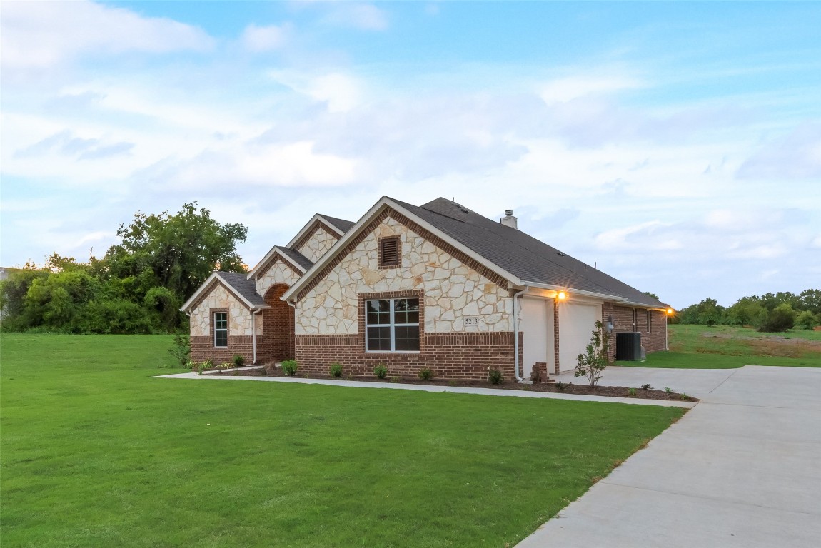 5213 Indian Ridge Alvarado TX 76009