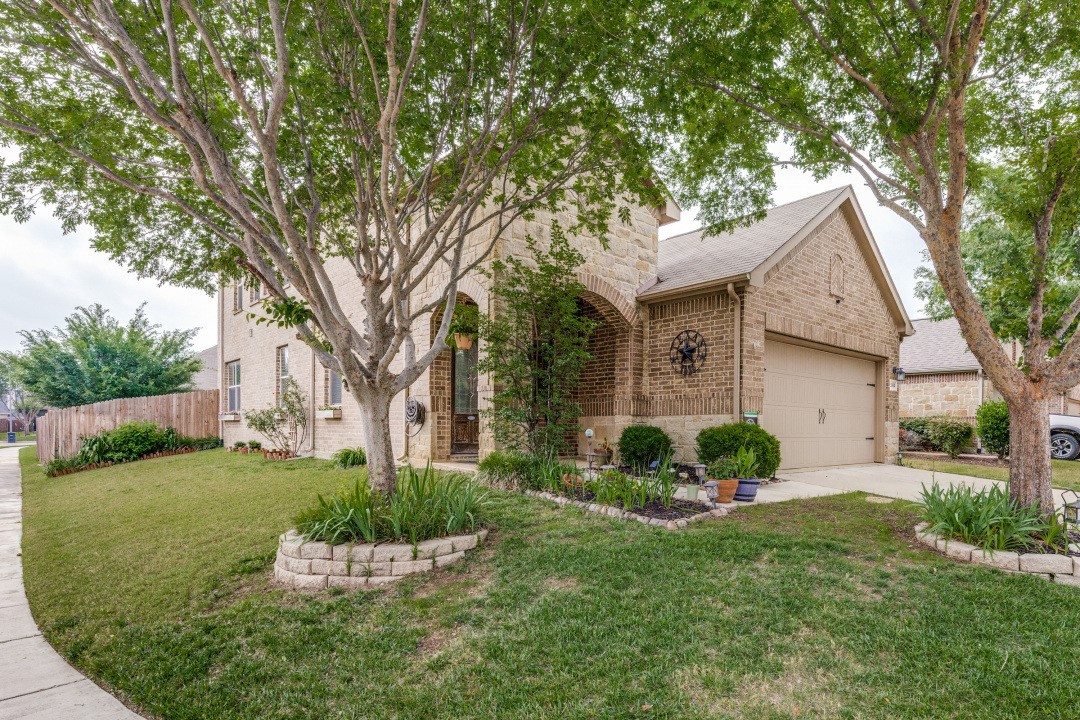 2864 Houston Wood Drive Fort Worth TX 76244