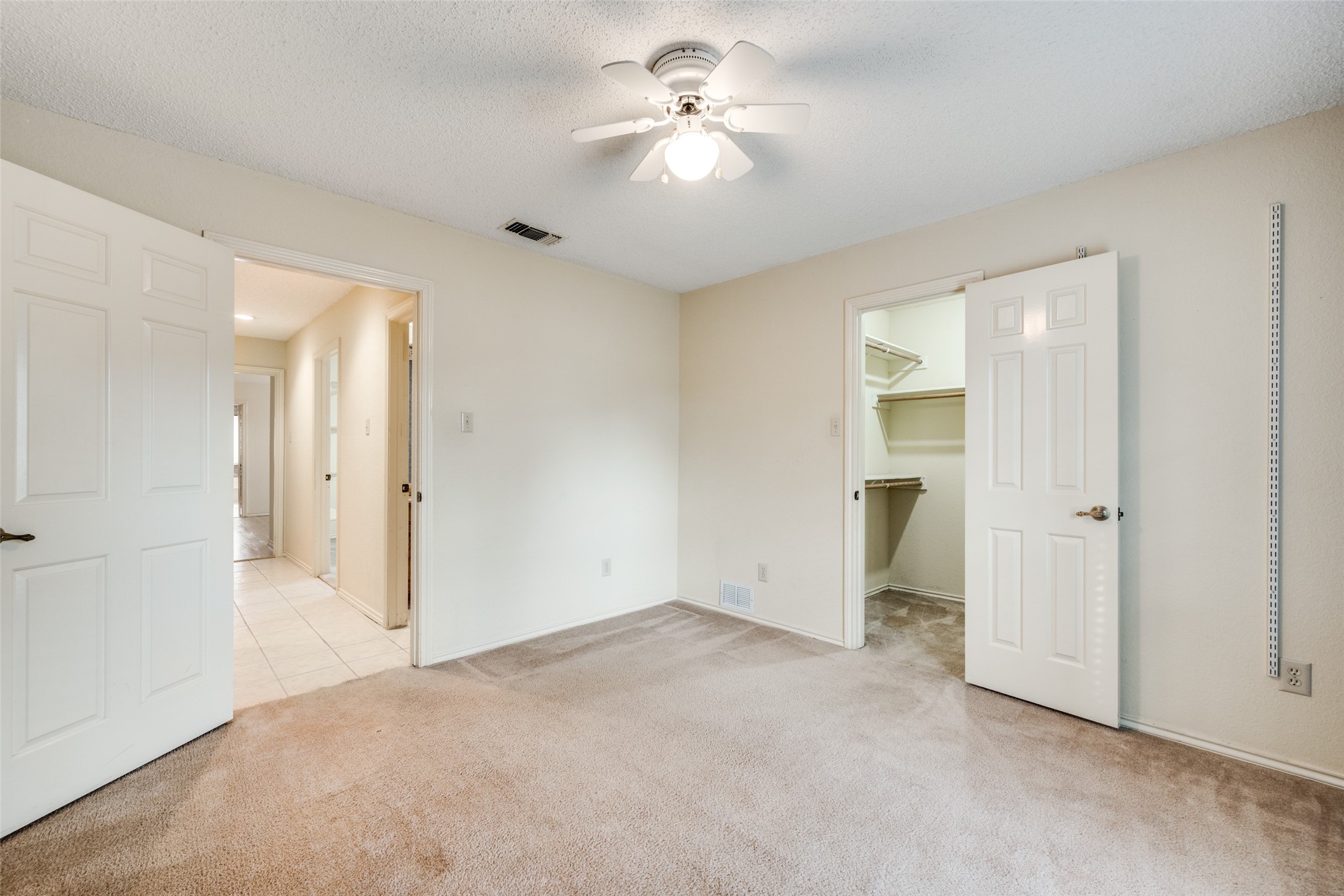 4307 Waycross Drive Arlington TX 76016