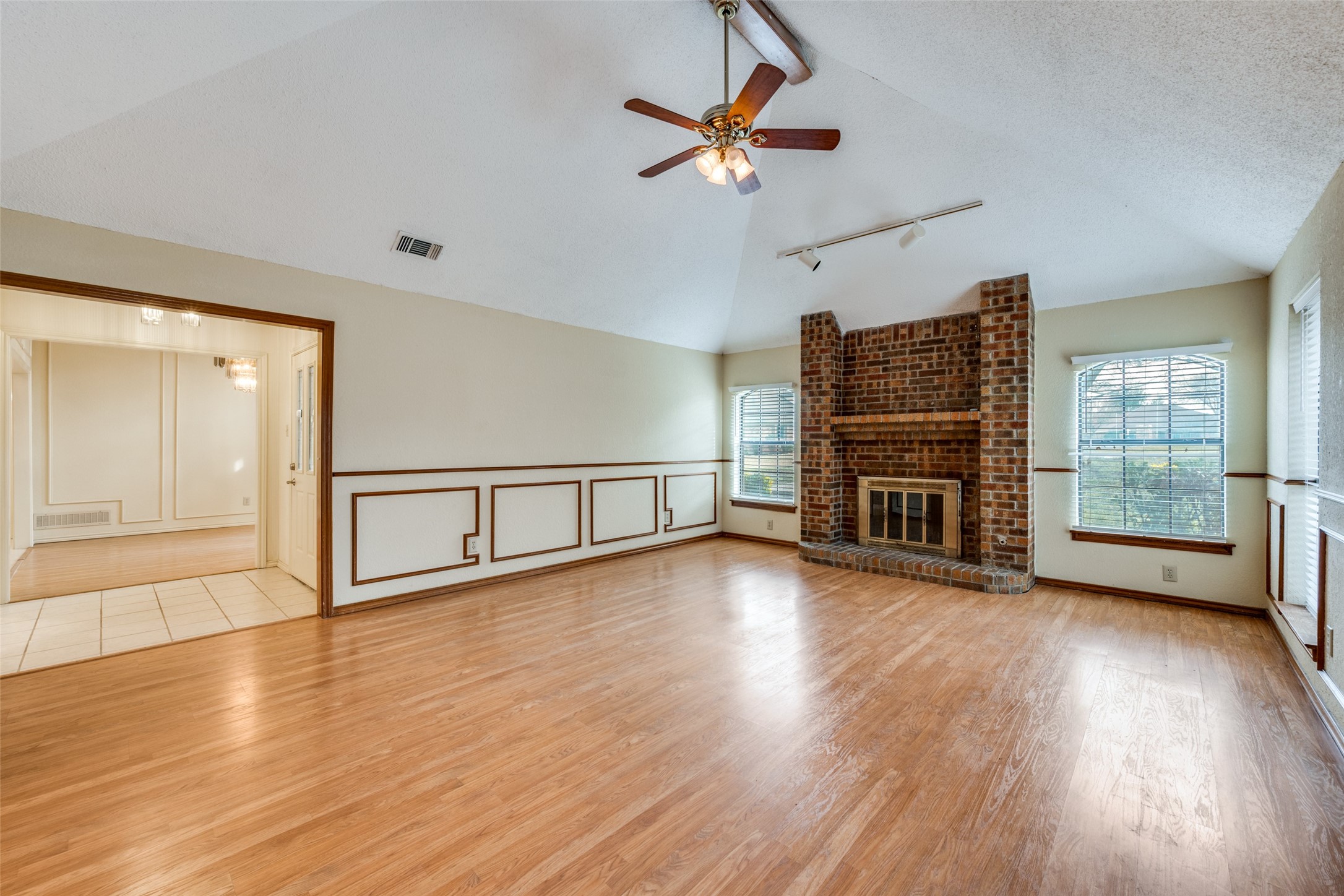 4307 Waycross Drive Arlington TX 76016