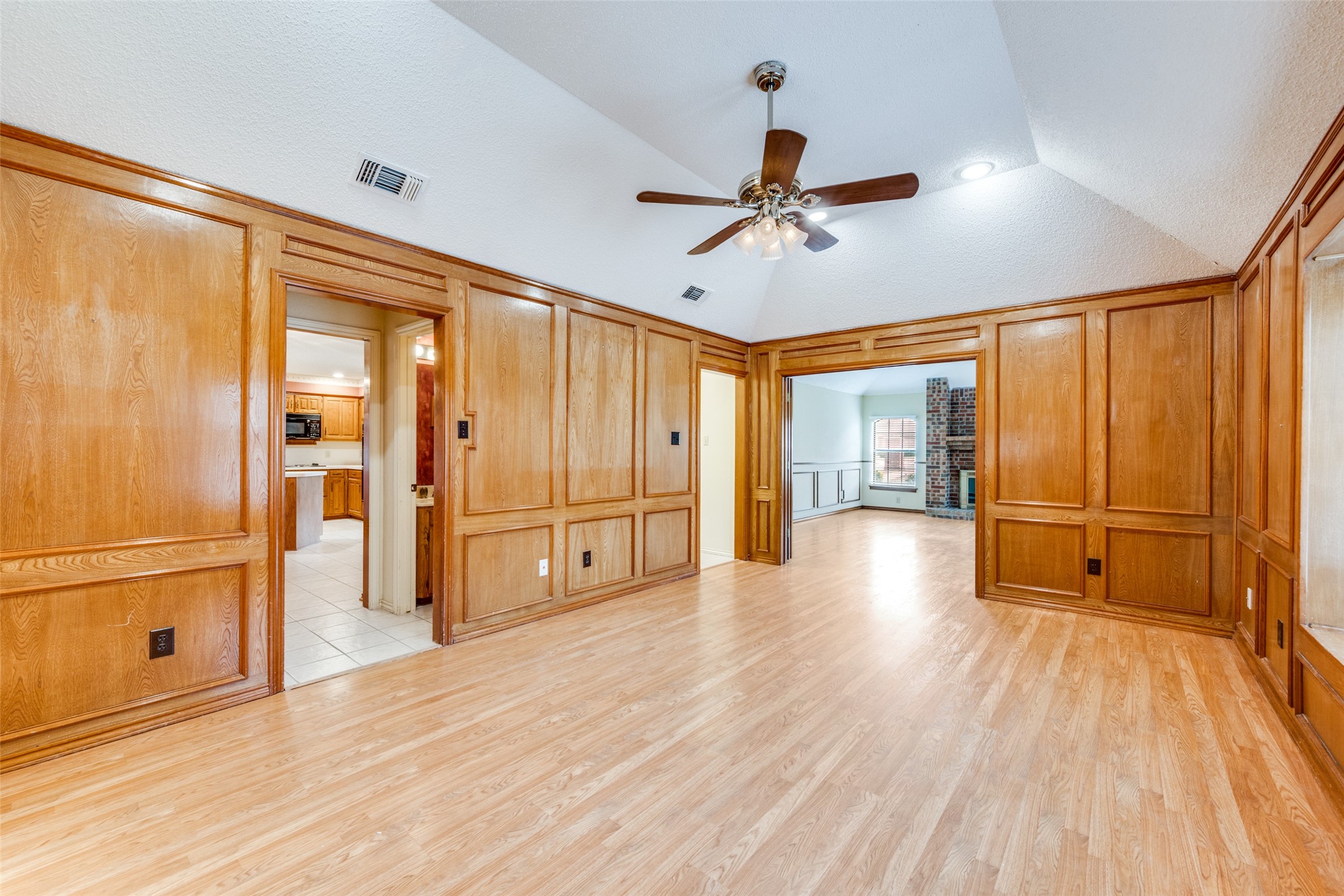4307 Waycross Drive Arlington TX 76016