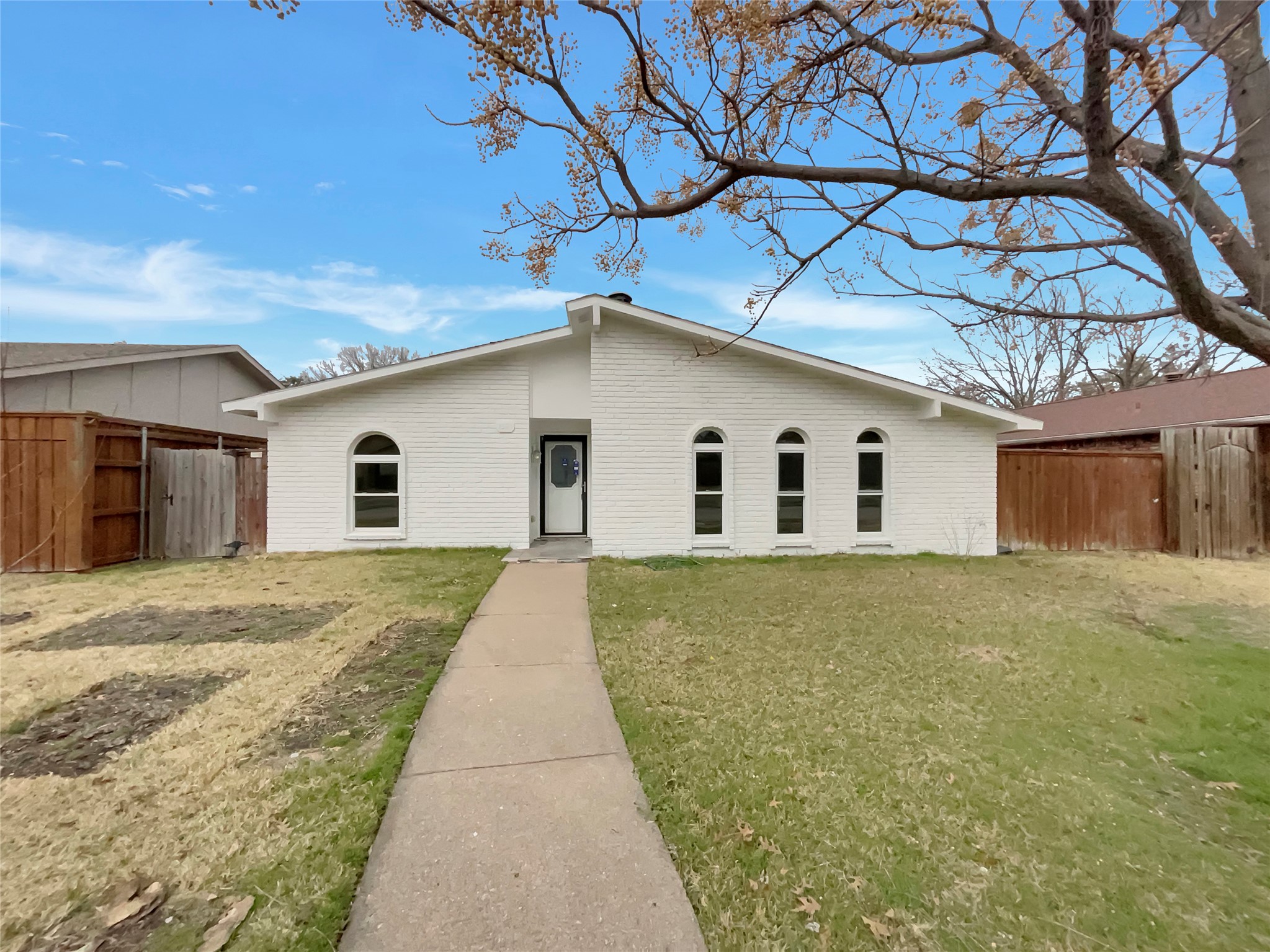 1321 Paris Drive Garland TX 75040
